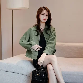 Зеленое короткое Весенне-осеннее укороченное простое Женское джинсовое пальто, верхняя одежда, Маленькая джинсовая куртка для женщин, Корейская Популярная одежда Класса Люкс